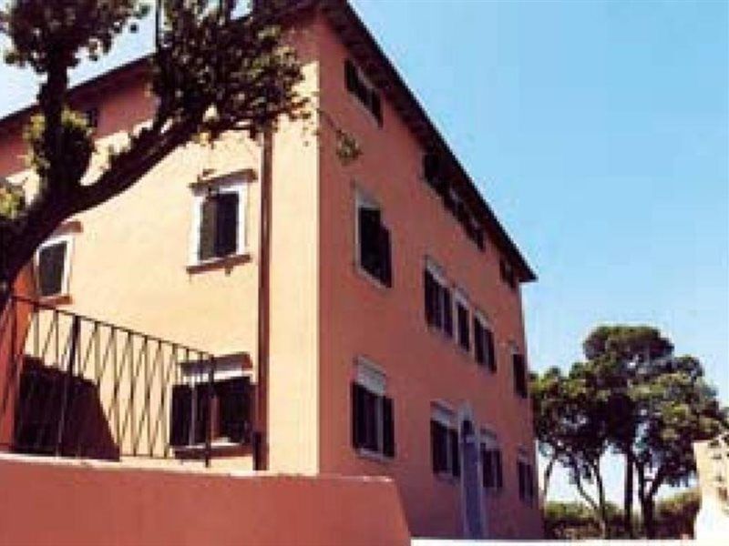 Hotel La Vedetta Livorno Exterior foto